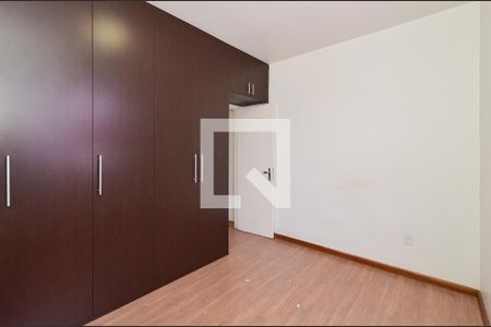 Quarto 2 de apartamento para alugar com 2 quartos, 56m² em Palmares, Belo Horizonte