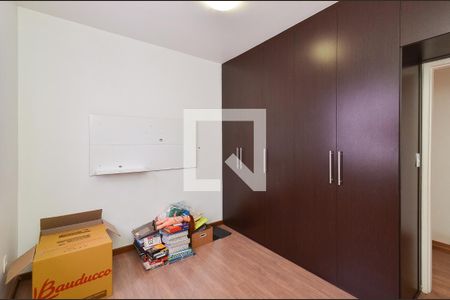 Quarto 2 de apartamento para alugar com 2 quartos, 56m² em Palmares, Belo Horizonte