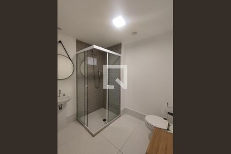 Banheiro - torneira de apartamento para alugar com 1 quarto, 30m² em Vila Gumercindo, São Paulo