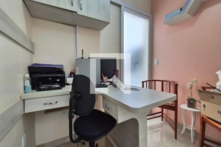 Escritório  de casa de condomínio à venda com 5 quartos, 400m² em Swiss Park, Campinas