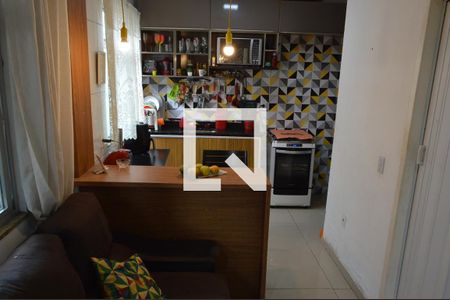 Sala de casa para alugar com 2 quartos, 60m² em Curicica, Rio de Janeiro