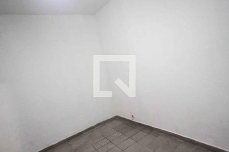 Casa à venda com 3 quartos, 161m² em Vila Antonieta, São Paulo