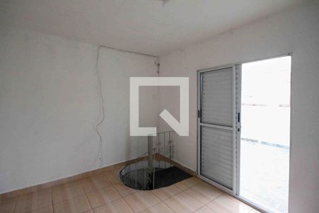 Casa à venda com 3 quartos, 161m² em Vila Antonieta, São Paulo