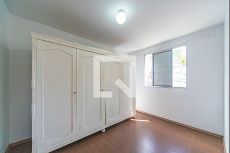 Quarto 1 de apartamento à venda com 2 quartos, 50m² em Parque São Vicente, Santo André
