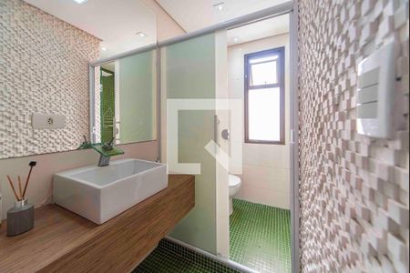 Banheiro Social  de apartamento para alugar com 3 quartos, 125m² em Jardim Bela Vista, Santo André