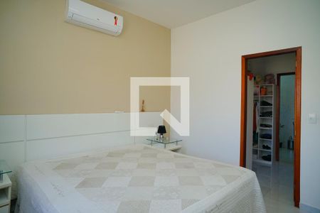 Quarto 1 de casa para alugar com 3 quartos, 150m² em Ponta Grossa, Maricá