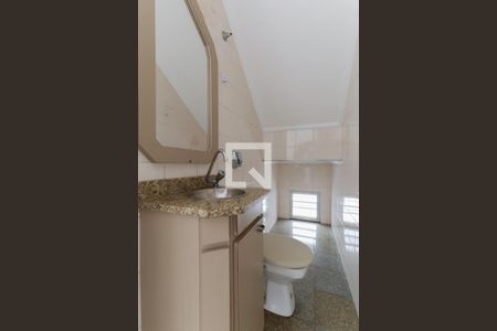 Lavabo de casa para alugar com 3 quartos, 150m² em Vila Mariza Mazzei, São Paulo