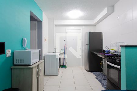 Sala / Cozinha  de apartamento para alugar com 2 quartos, 32m² em Fazenda Aricanduva, São Paulo