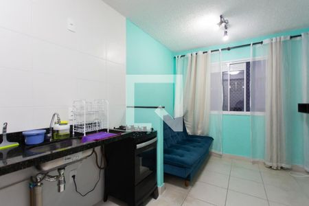 Sala / Cozinha  de apartamento para alugar com 2 quartos, 32m² em Fazenda Aricanduva, São Paulo