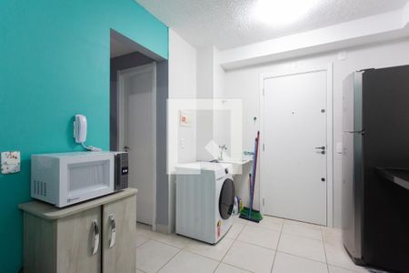 Sala / Cozinha  de apartamento para alugar com 2 quartos, 32m² em Fazenda Aricanduva, São Paulo