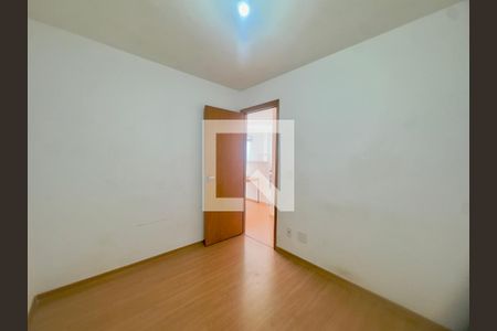 Quarto 2 de apartamento para alugar com 2 quartos, 38m² em Jardim Hanna, Guarulhos