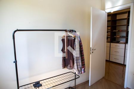 Quarto de apartamento para alugar com 2 quartos, 68m² em Vila Butantã, São Paulo