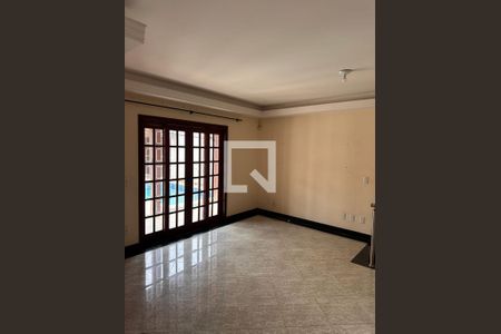 Sala de casa para alugar com 4 quartos, 280m² em Jardim Nova Europa, Campinas