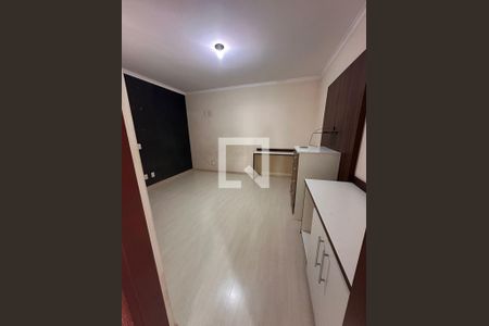 Quarto de casa para alugar com 4 quartos, 280m² em Jardim Nova Europa, Campinas