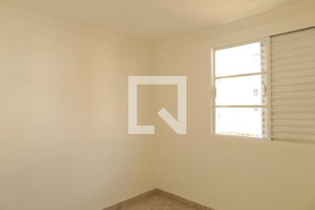 Quarto 2 de apartamento para alugar com 2 quartos, 56m² em Jardim Etelvina, São Paulo