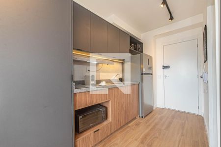 Cozinha de kitnet/studio para alugar com 1 quarto, 24m² em Vila Cordeiro, São Paulo