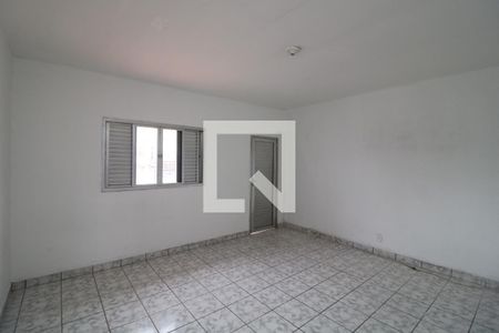 Quarto 2 de casa para alugar com 2 quartos, 150m² em Vila Industrial, São Paulo