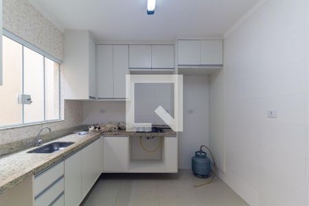 Cozinha de casa para alugar com 3 quartos, 130m² em São Lucas, São Paulo