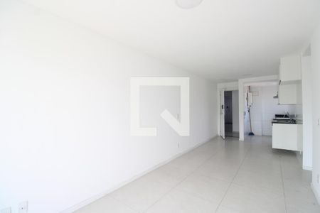 Sala de apartamento à venda com 2 quartos, 57m² em Taquara, Rio de Janeiro