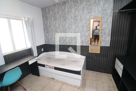Quarto 1 de casa para alugar com 3 quartos, 90m² em Cacuia, Rio de Janeiro
