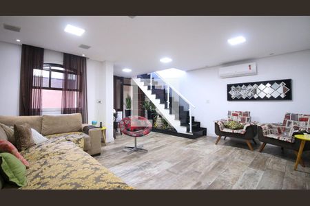 Sala 2 de casa à venda com 4 quartos, 240m² em Jardim Planalto, São Paulo