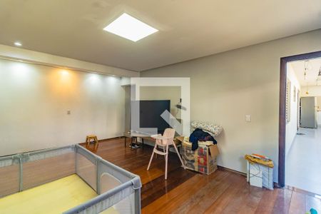 Casa à venda com 4 quartos, 540m² em Vila da Saúde, São Paulo