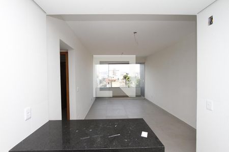 Sala de apartamento à venda com 3 quartos, 87m² em Padre Eustáquio, Belo Horizonte