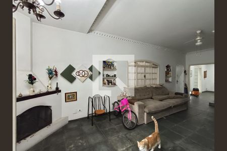 Casa à venda com 4 quartos, 251m² em Mirandópolis, São Paulo