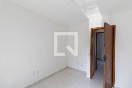 Suíte 1 de casa de condomínio para alugar com 2 quartos, 75m² em Vila Ré, São Paulo