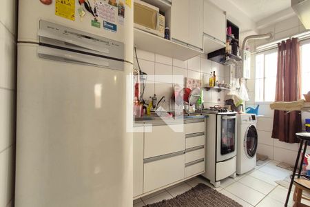 Cozinha  de apartamento à venda com 2 quartos, 50m² em Jardim do Lago Continuacao, Campinas