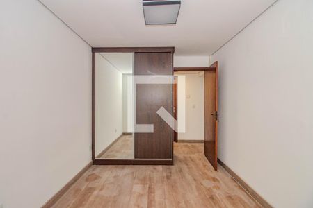 Quarto 1 de apartamento para alugar com 3 quartos, 92m² em São João, Porto Alegre