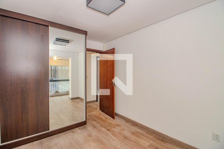 Quarto 1 de apartamento para alugar com 3 quartos, 92m² em São João, Porto Alegre