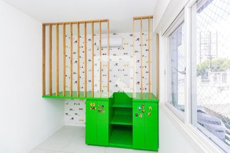 Quarto 1 de apartamento para alugar com 2 quartos, 58m² em Boa Vista, Porto Alegre