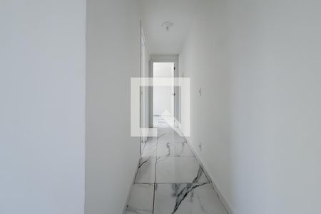 Corredor de apartamento para alugar com 2 quartos, 40m² em Cambuci, São Paulo