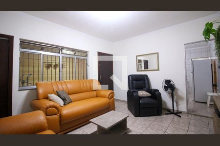 Casa à venda com 3 quartos, 126m² em Água Rasa, São Paulo