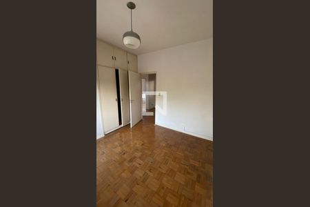 Quarto de casa à venda com 4 quartos, 560m² em Alto de Pinheiros, São Paulo