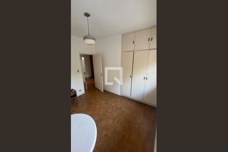 Quarto de casa à venda com 4 quartos, 560m² em Alto de Pinheiros, São Paulo