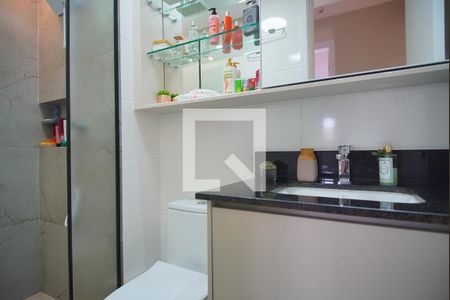 Banheiro Corredor de apartamento à venda com 2 quartos, 72m² em Morro Santana, Porto Alegre
