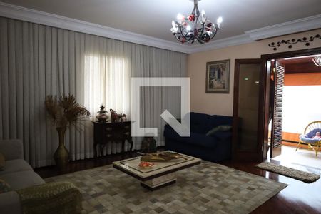 Casa para alugar com 3 quartos, 290m² em Interlagos, São Paulo