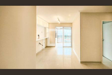 Sala de apartamento para alugar com 3 quartos, 75m² em Parque Alves de Lima, São Paulo