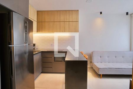 Sala/Cozinha de apartamento para alugar com 2 quartos, 38m² em Quarta Parada, São Paulo
