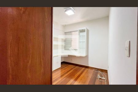 Apartamento à venda com 3 quartos, 104m² em Sion, Belo Horizonte