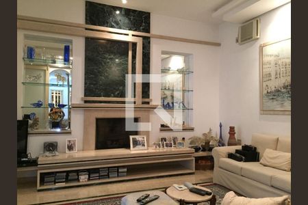 Casa à venda com 6 quartos, 1181m² em Interlagos, São Paulo