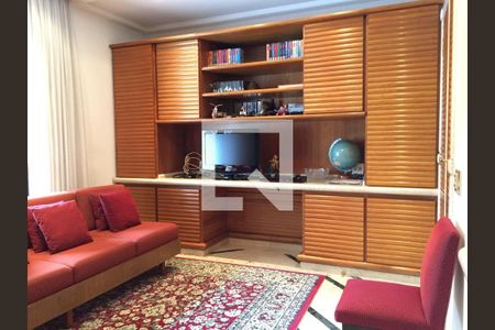 Casa à venda com 6 quartos, 1181m² em Interlagos, São Paulo