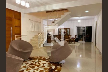 Casa à venda com 4 quartos, 344m² em Parque dos Principes, São Paulo