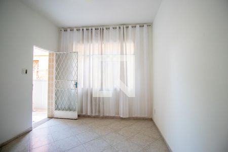 Sala de casa para alugar com 1 quarto, 100m² em Vista Alegre, Rio de Janeiro