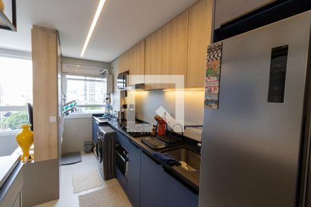 Cozinha e Área de Serviço de apartamento à venda com 3 quartos, 86m² em Menino Deus, Porto Alegre