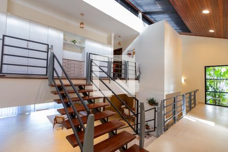 Casa de Condomínio à venda com 4 quartos, 576m² em Vila Hollândia, Campinas