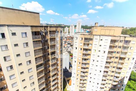 Vista da Sala/Cozinha de apartamento à venda com 2 quartos, 33m² em Vila Carmosina, São Paulo