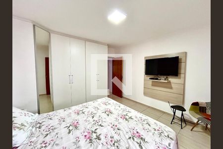 Quarto Suíte 1 de casa à venda com 2 quartos, 80m² em Vila Rosalia, Guarulhos